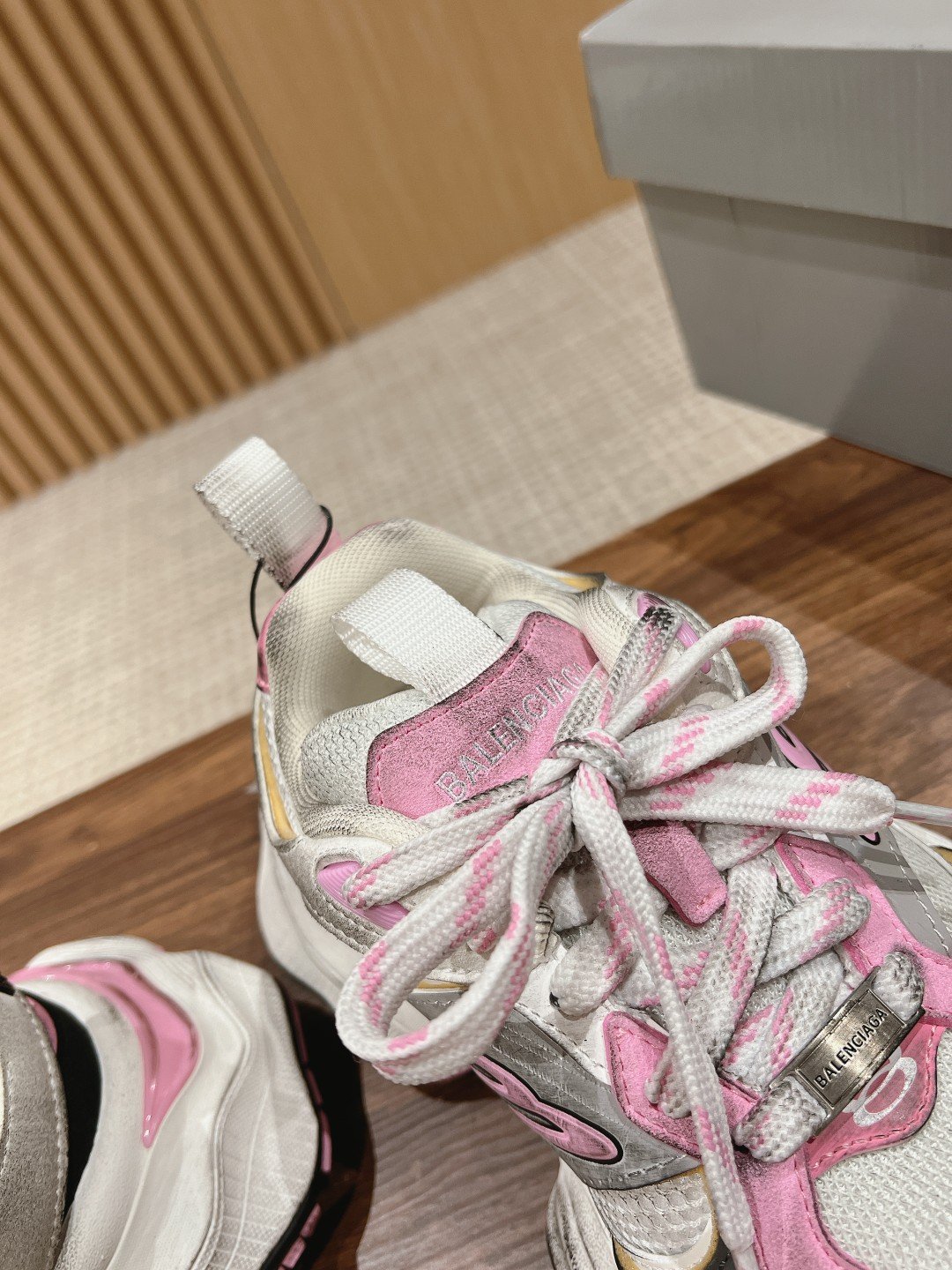 a1702647075686_0263-1