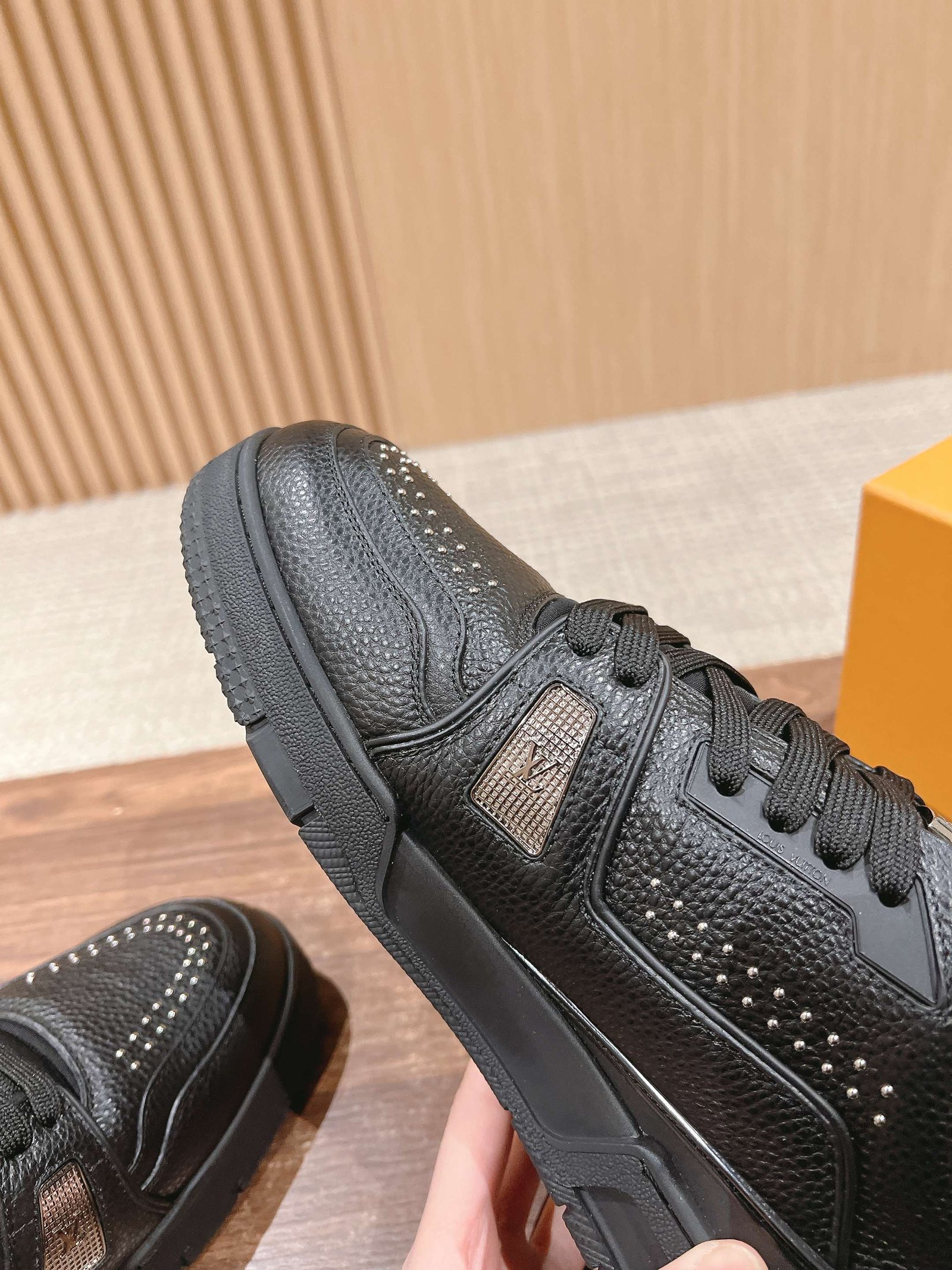 a1736758770093_2542-1