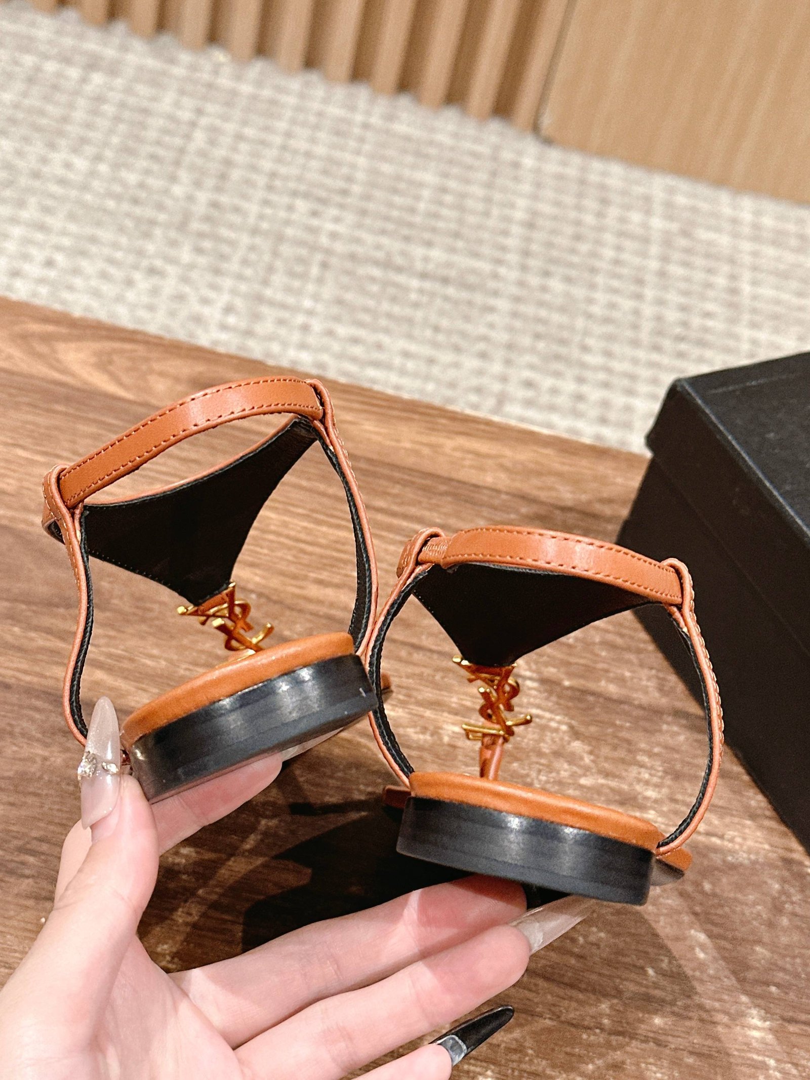 a1743231254569_3142-1 a1743231254569_3142-1