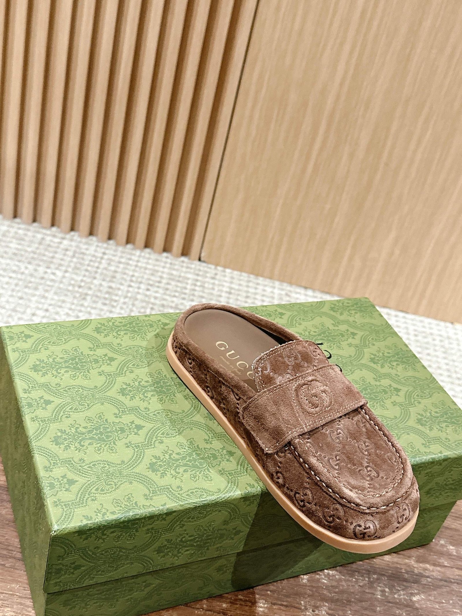 a1743757354930_4462-2