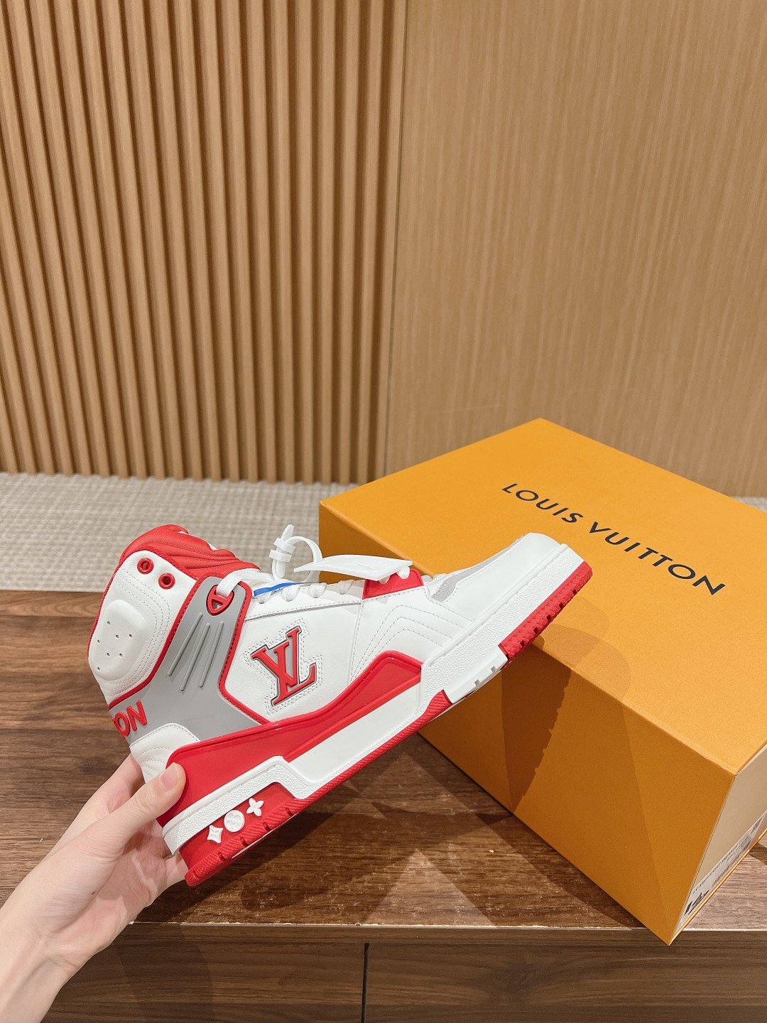 a1700918663260_5417-1