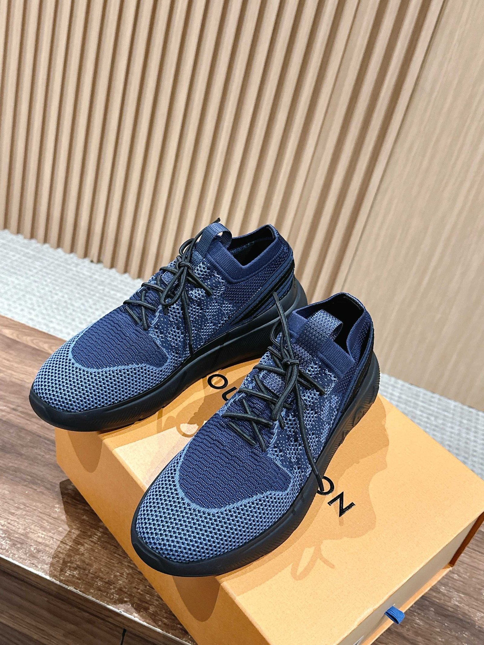 a1740906201201_7355-1