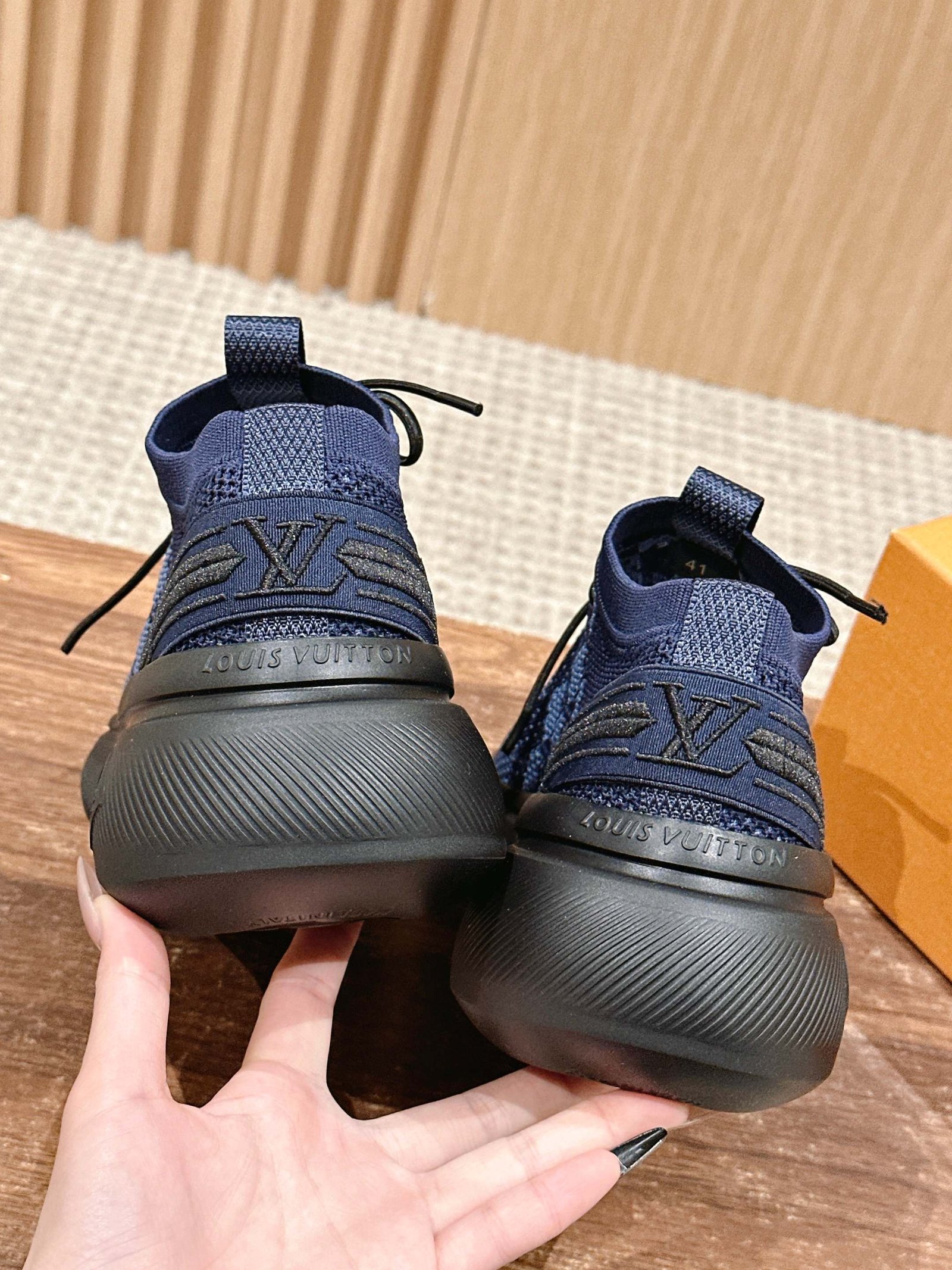 a1740906203792_3527-1