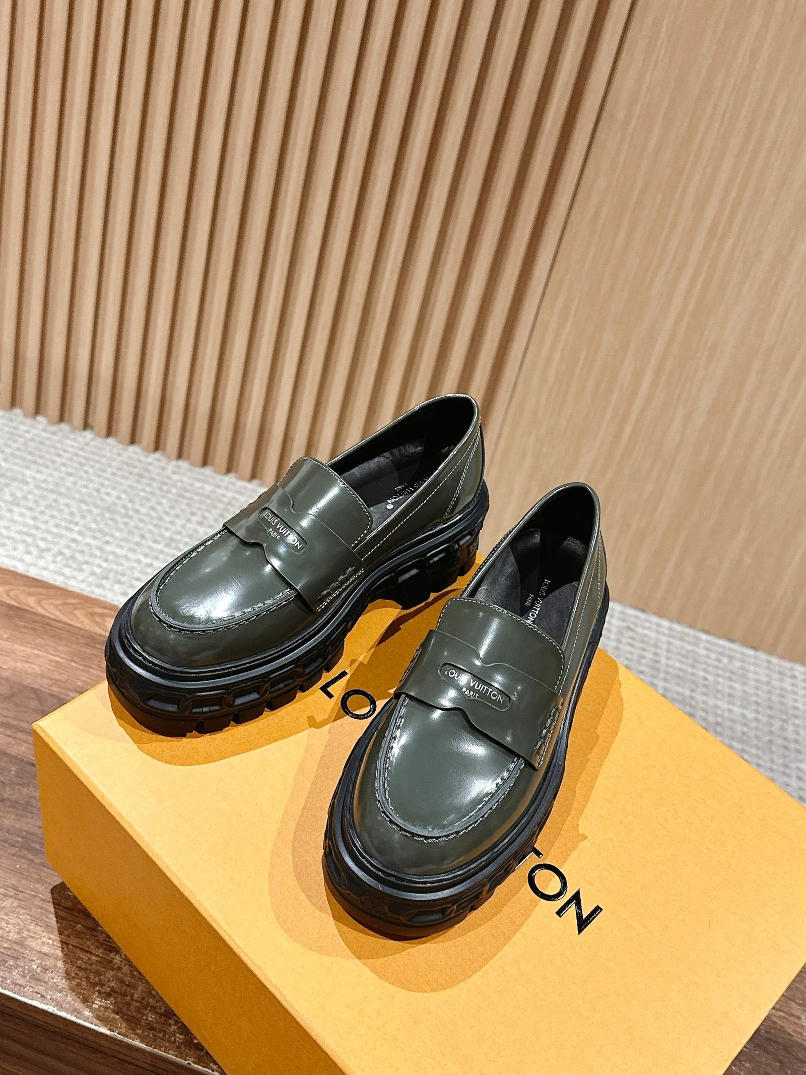 a1741376374910_0122-1