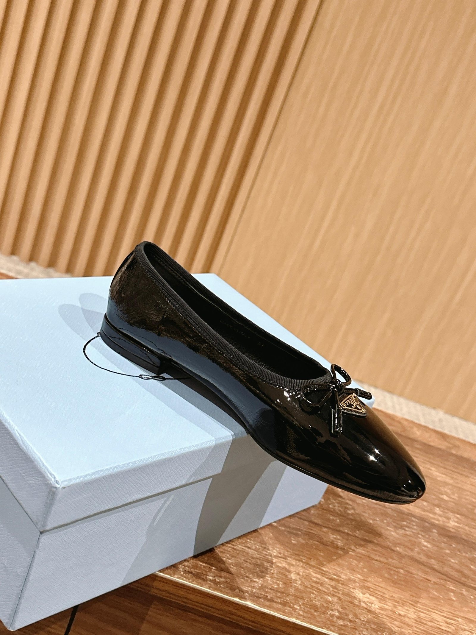 a1742545280111_0862-1