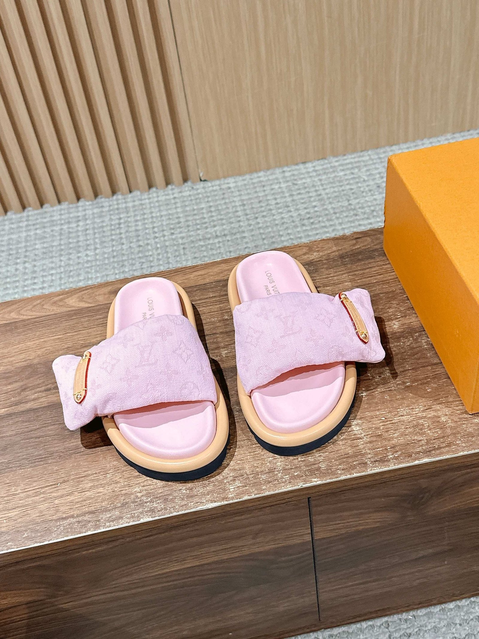 a1744981008631_4452-1