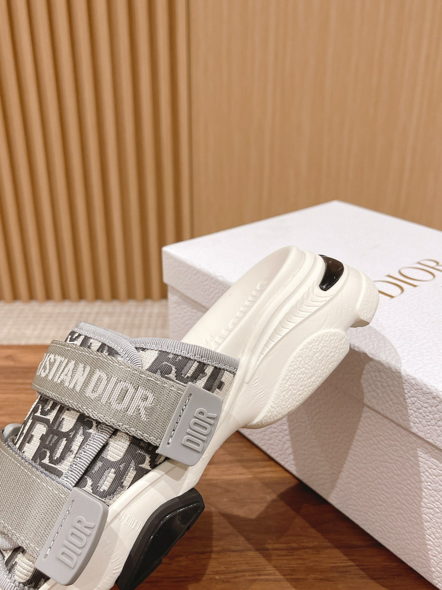 i1682690788_4715_5 i1682690788_4715_5