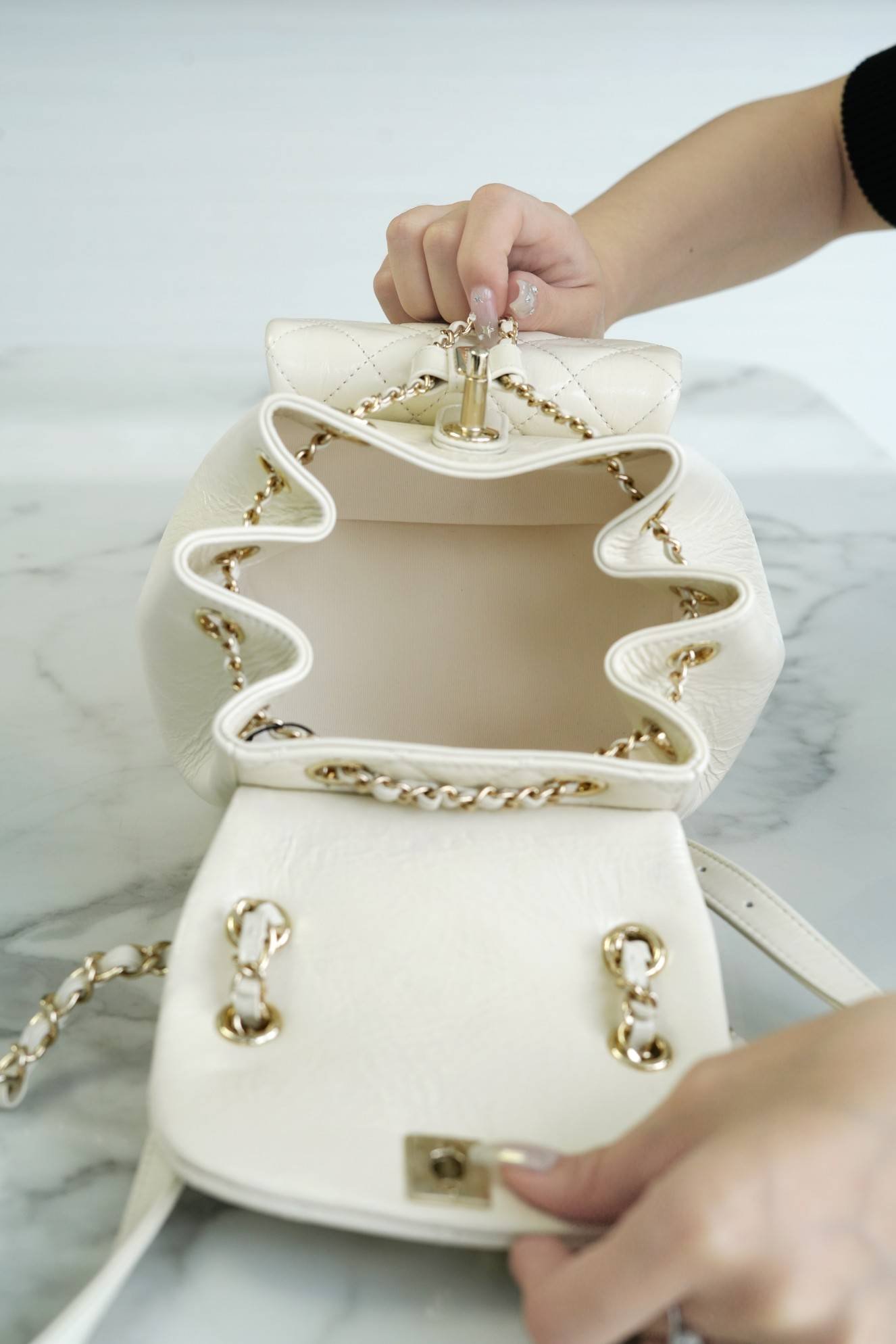 a1684382178331_0360-2