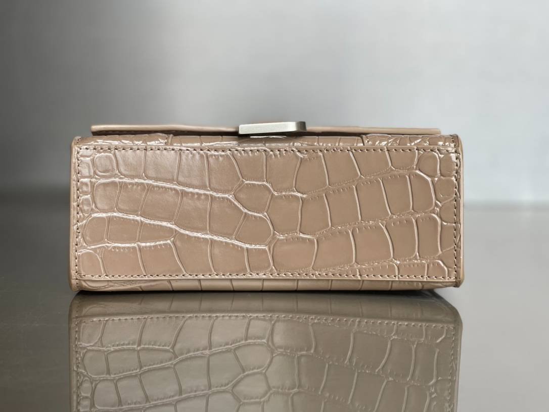 i1625551599_224_6-1 i1625551599_224_6-1