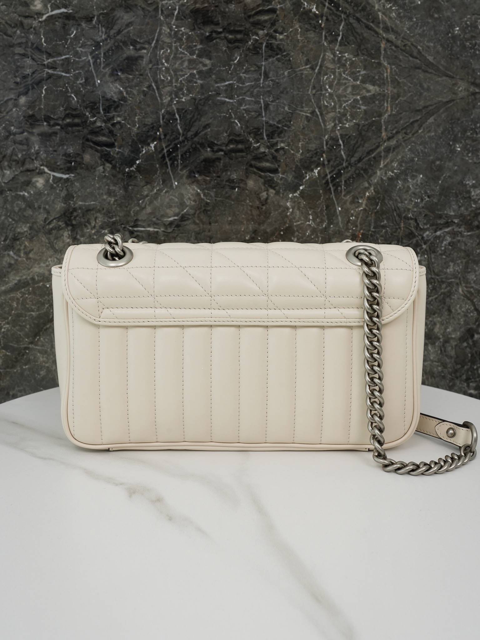 i1636528500_9775_4-1 i1636528500_9775_4-1