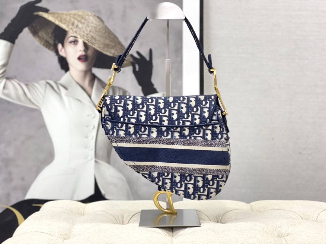 i1637897046_7812_2-1