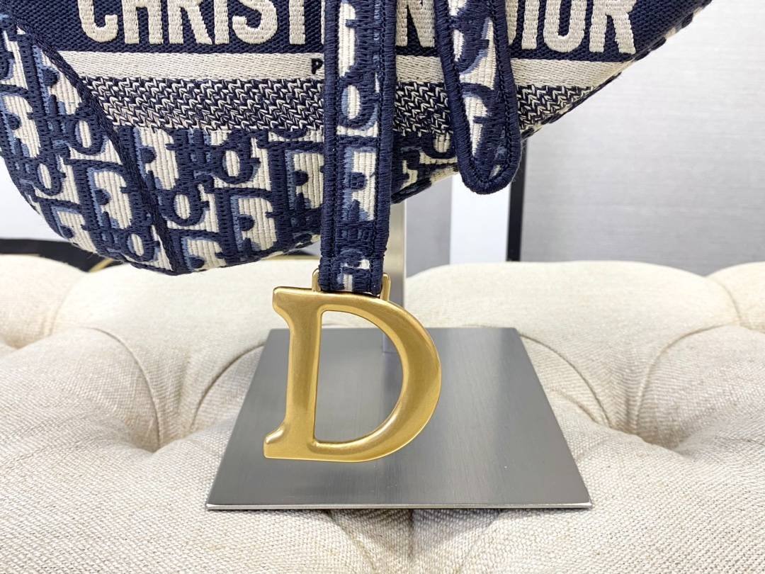 i1637897046_8847_3-1