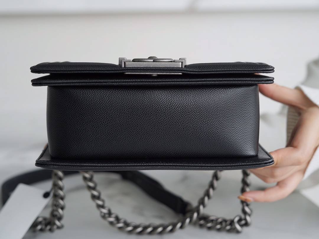 i1637906049_8381_4-1