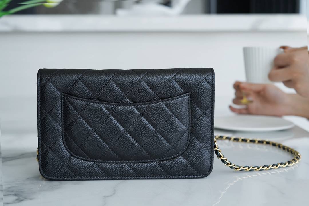 i1638507395_2042_2-1