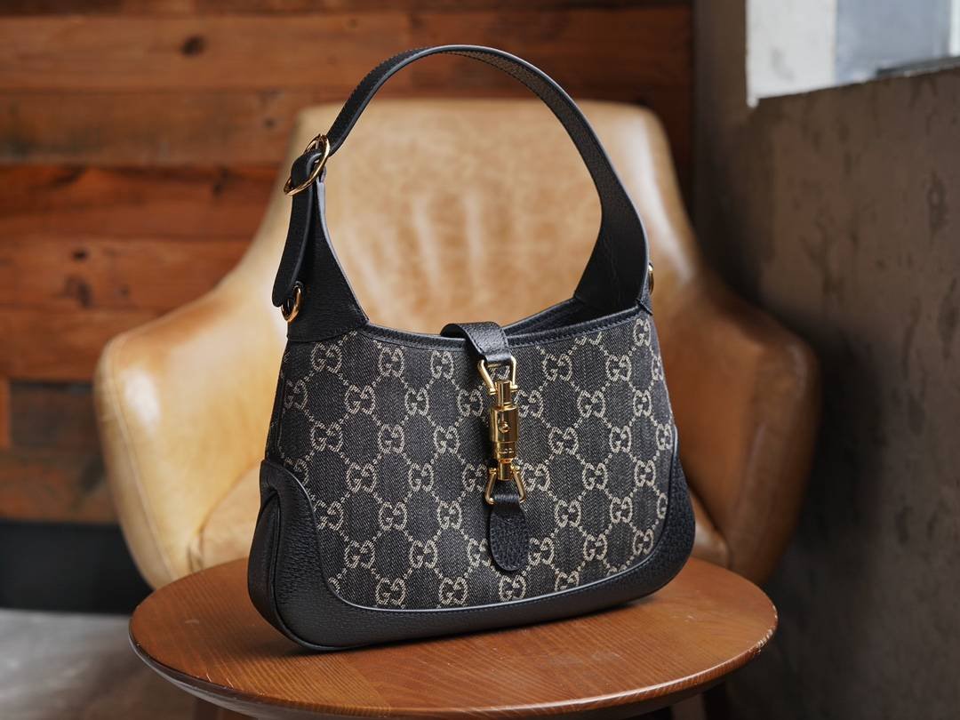 i1649836763_7_3-1 i1649836763_7_3-1