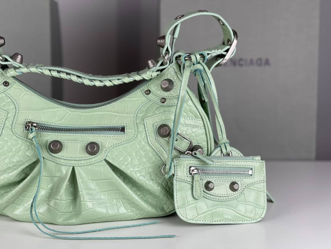 i1656046646_3413_7-1