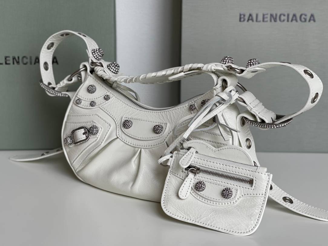 i1662818903_2060_4-1