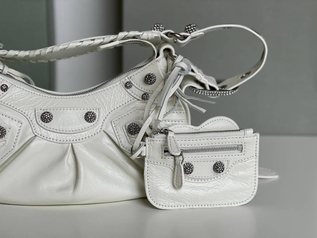 i1662818903_7044_2-1