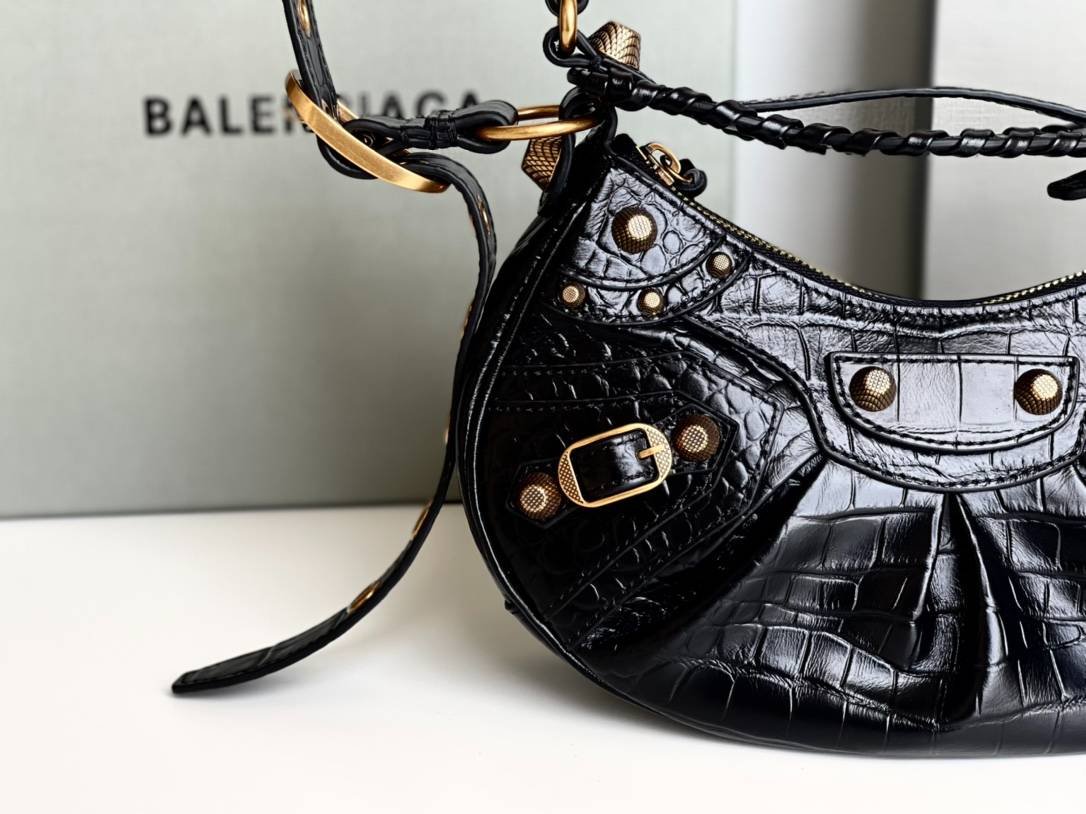 i1662823808_2732_1-1 i1662823808_2732_1-1