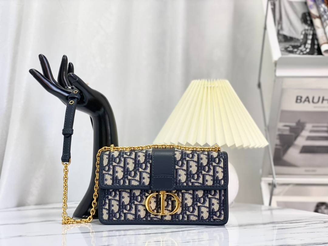 i1666072720_1011_0-1