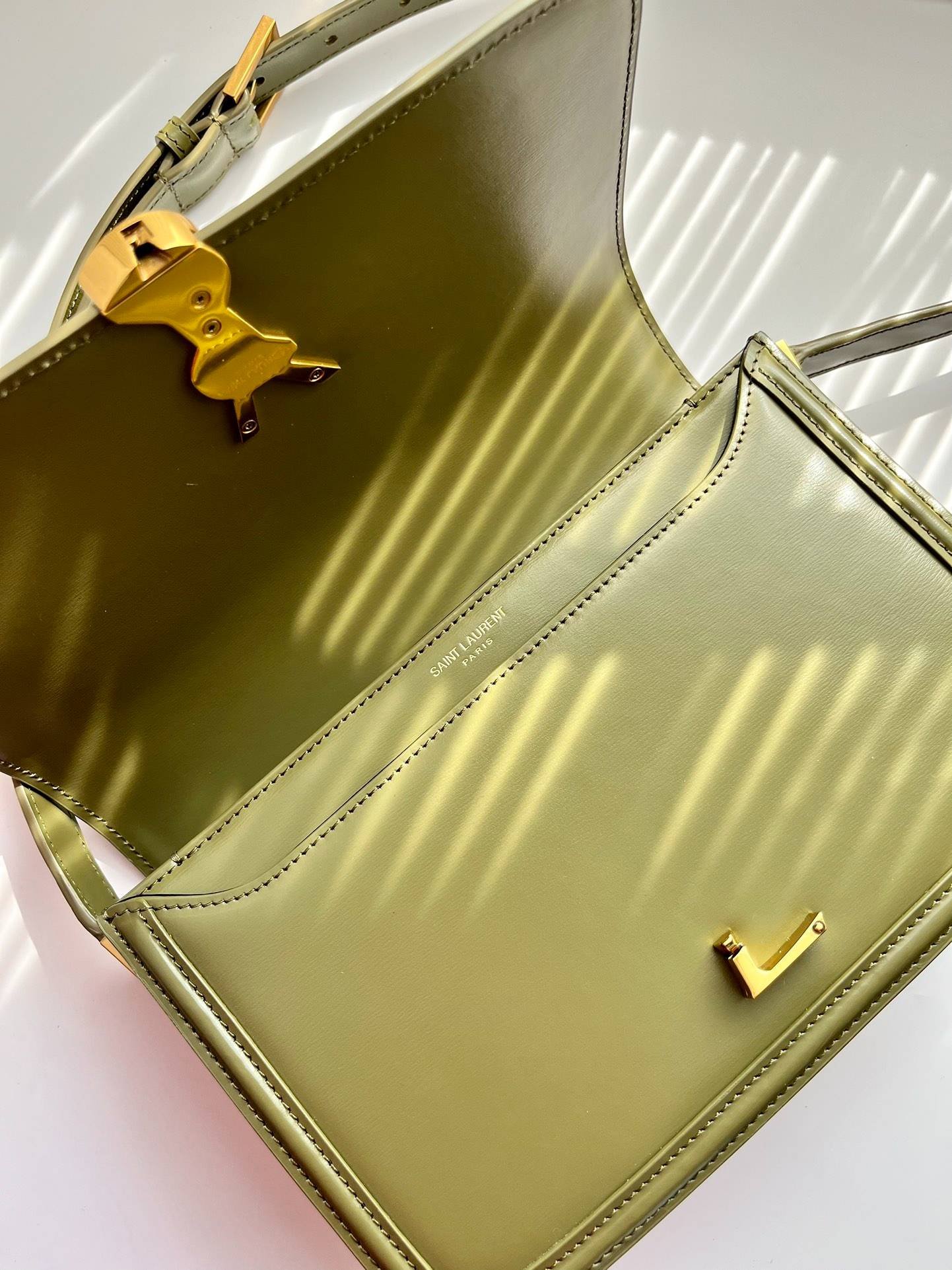 i1678437933_1952_8-1