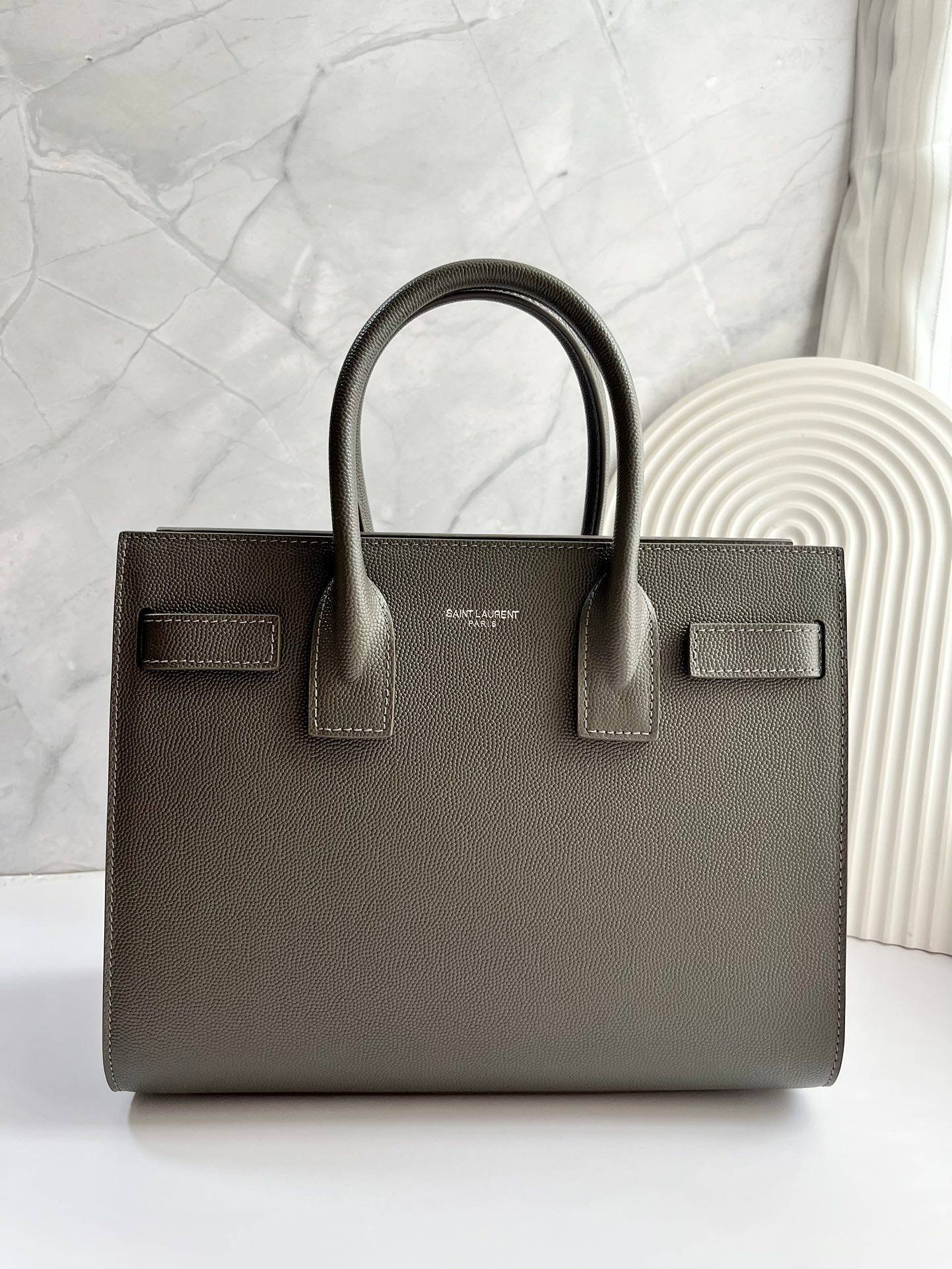 i1679049171_2116_0-1 i1679049171_2116_0-1