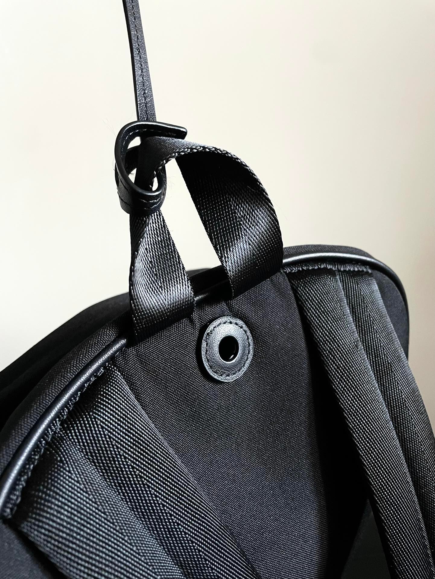 i1680103684_1402_5-1 i1680103684_1402_5-1