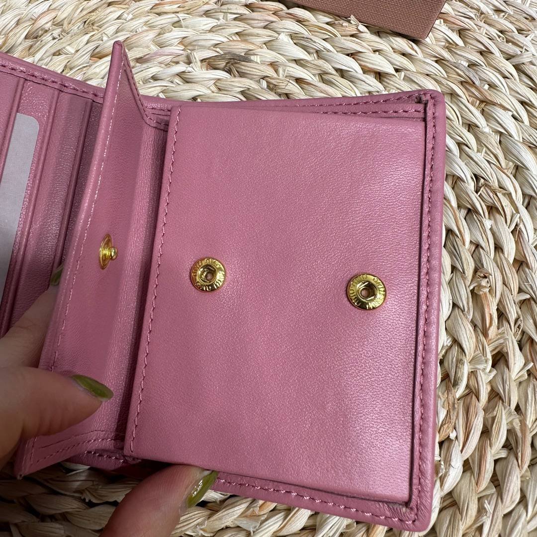 i1685195156_3734_8-1 i1685195156_3734_8-1