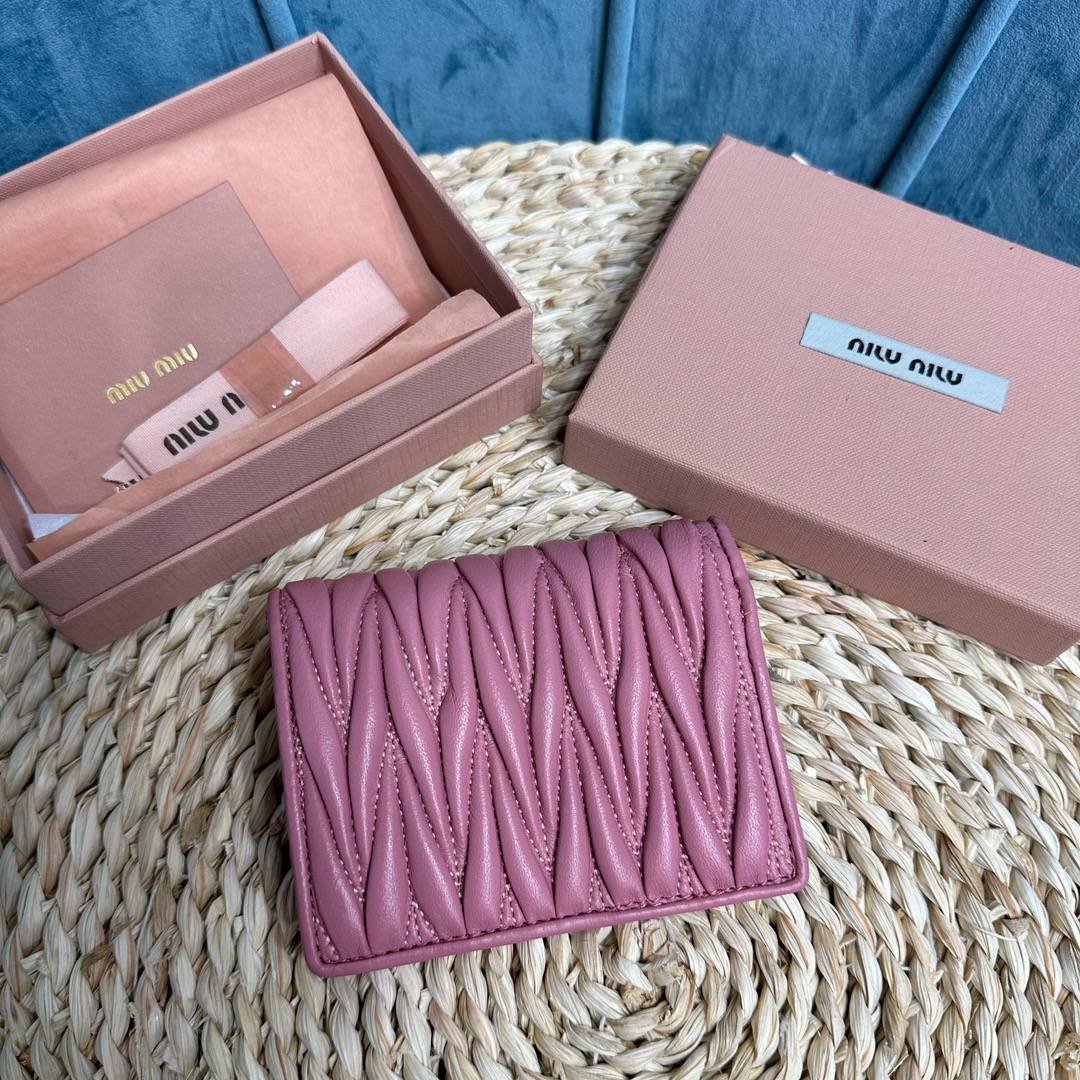 i1685195156_3956_1-1 i1685195156_3956_1-1