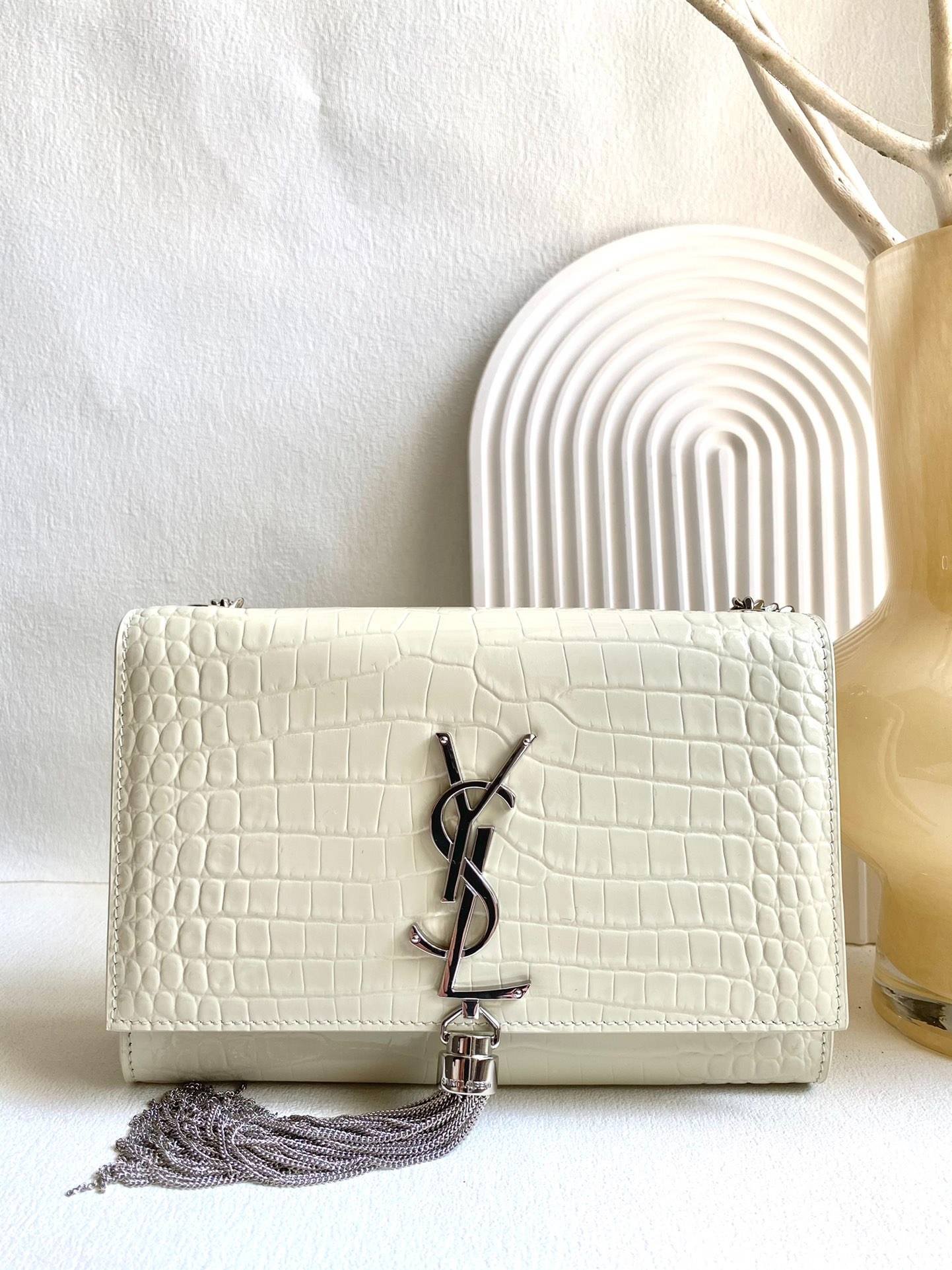 i1688665965_1862_0-1