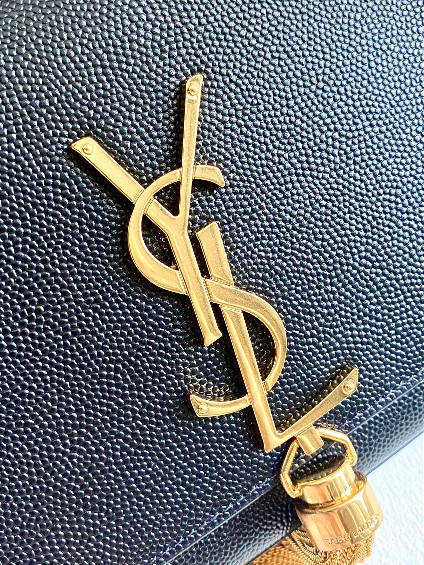 i1689093978_7417_1-1