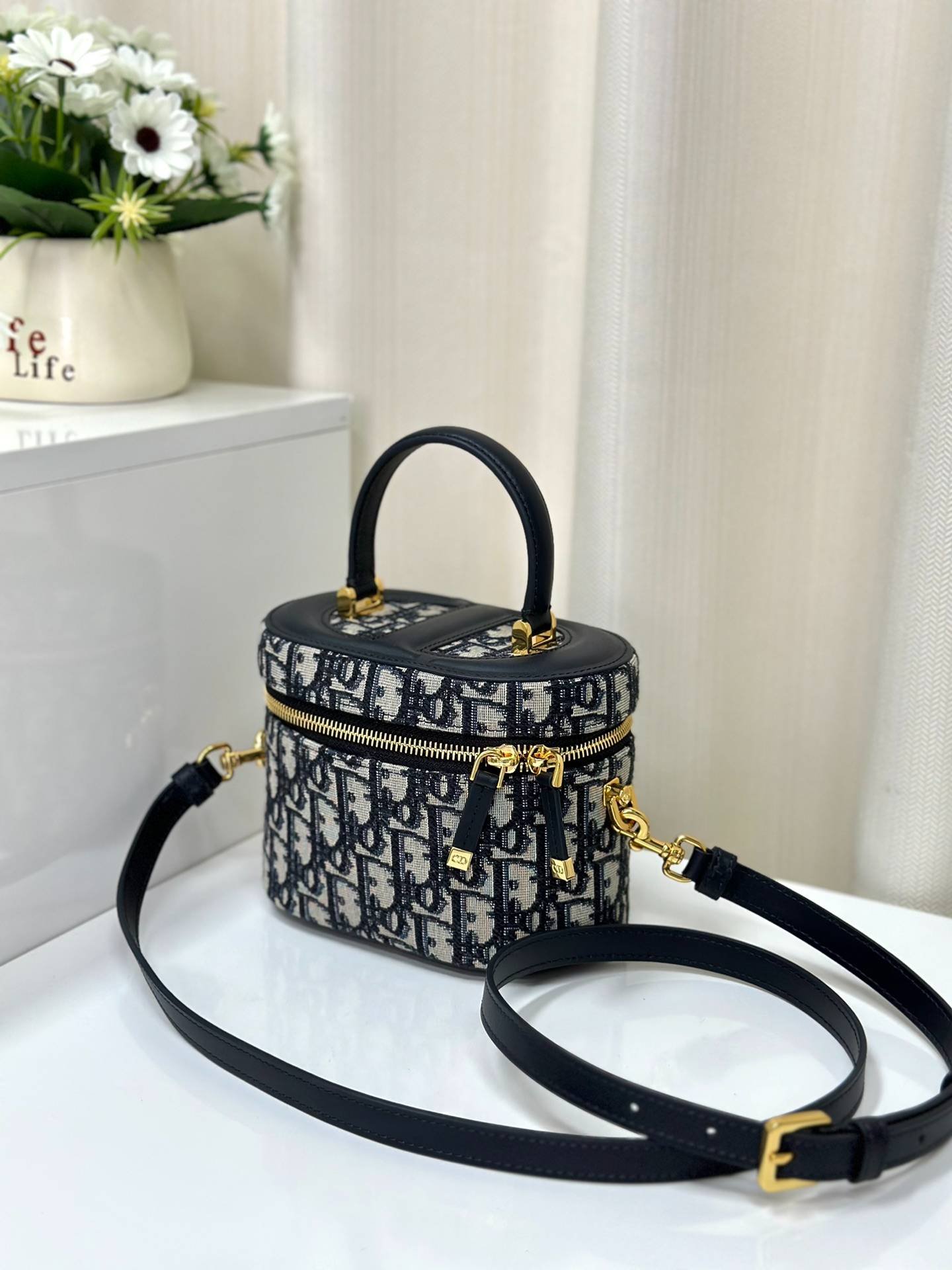 i1690349235_3618_1-1