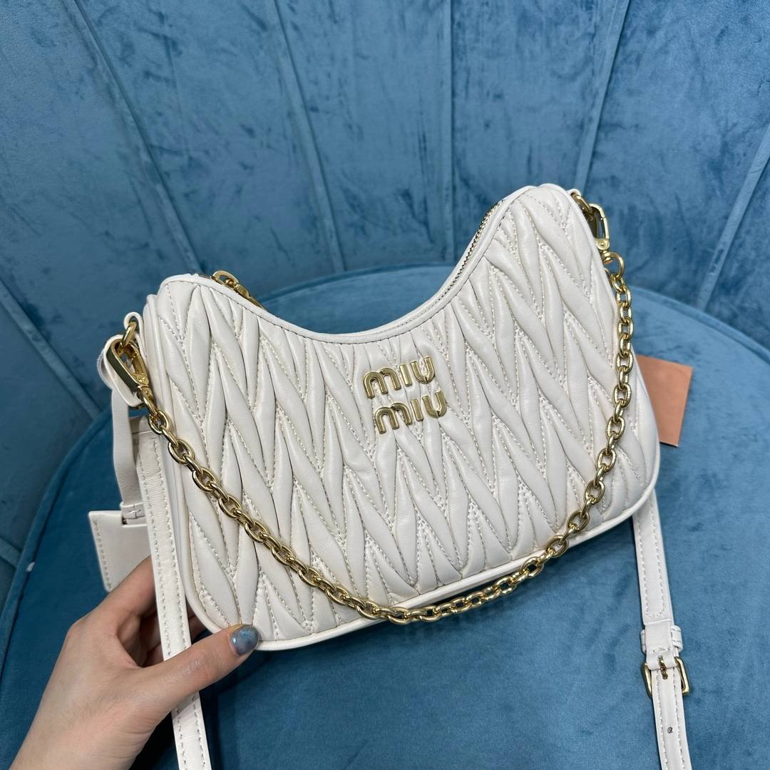 i1690640189_6681_0-1 i1690640189_6681_0-1