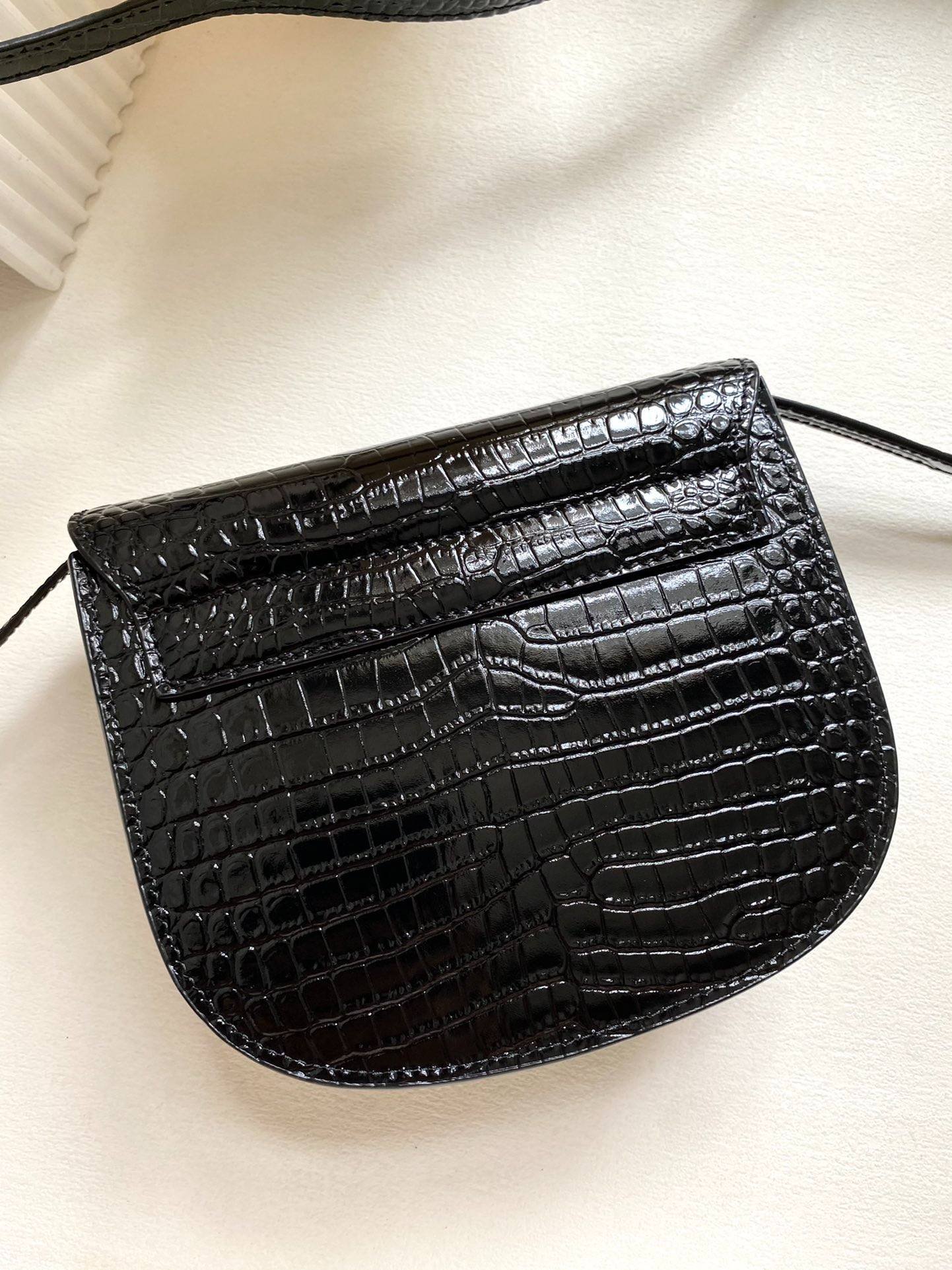 i1690823771_4516_1-1 i1690823771_4516_1-1