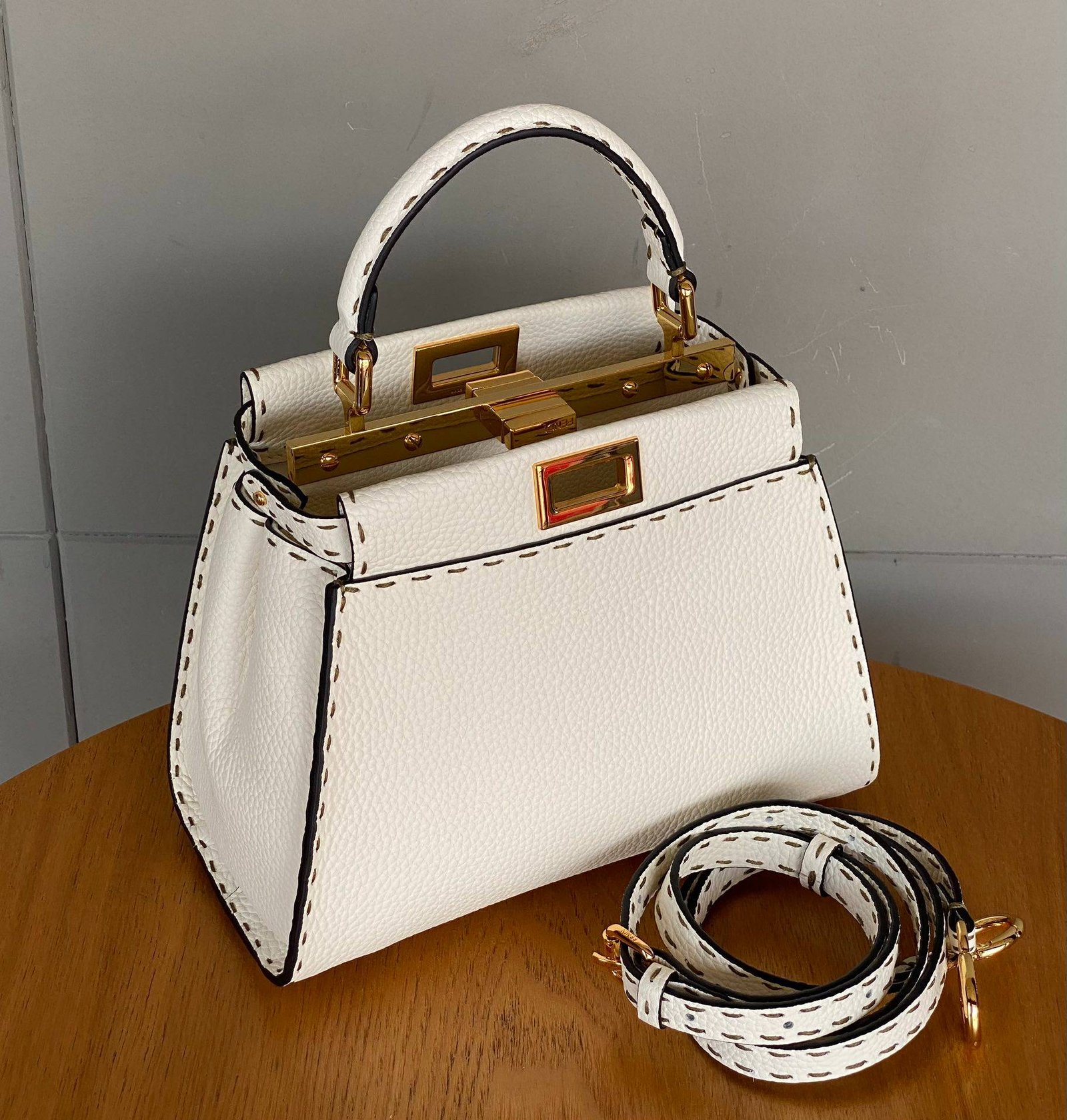 i1693205586_0_3-1 i1693205586_0_3-1