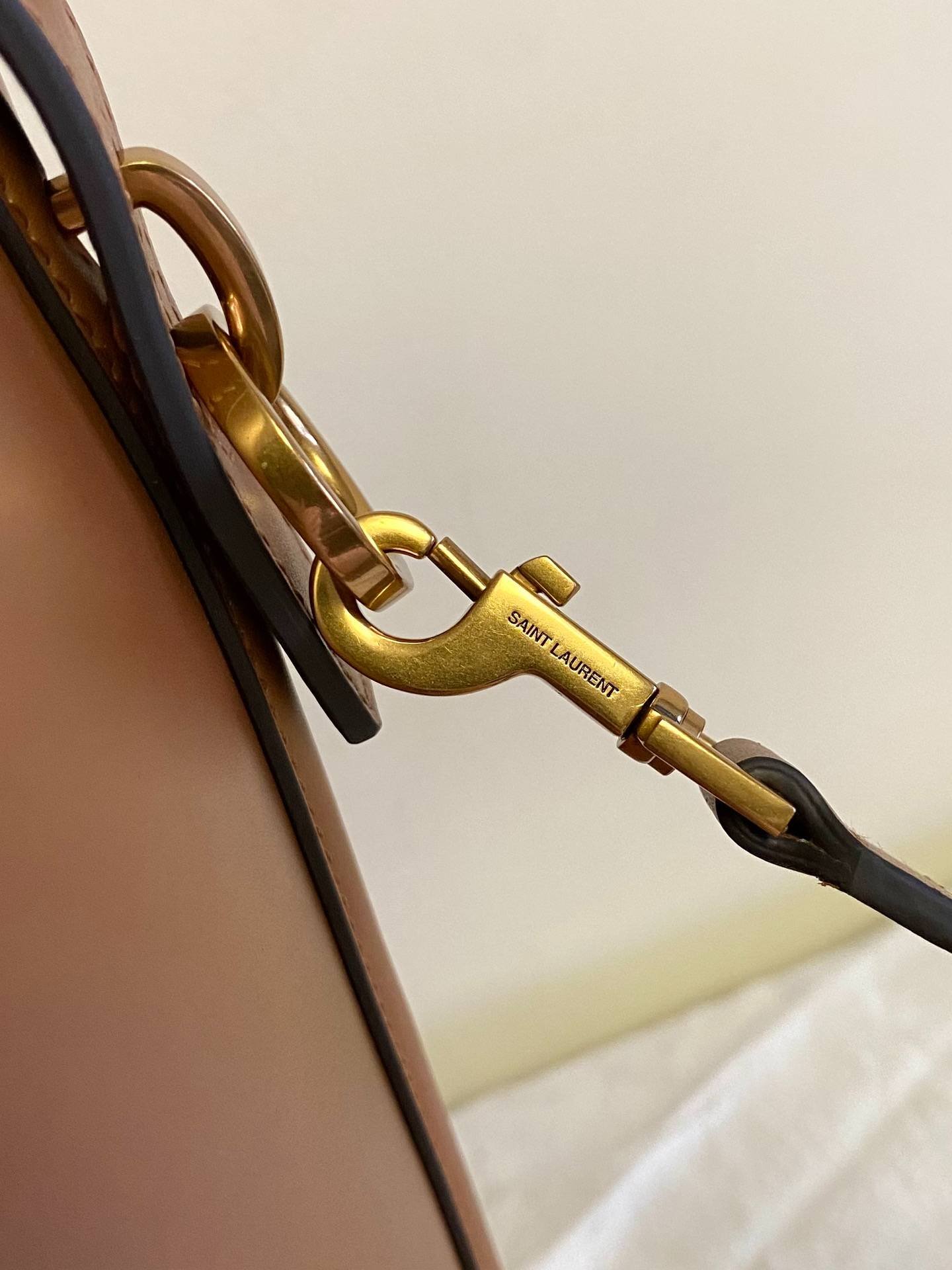 i1701096877_2758_2-1