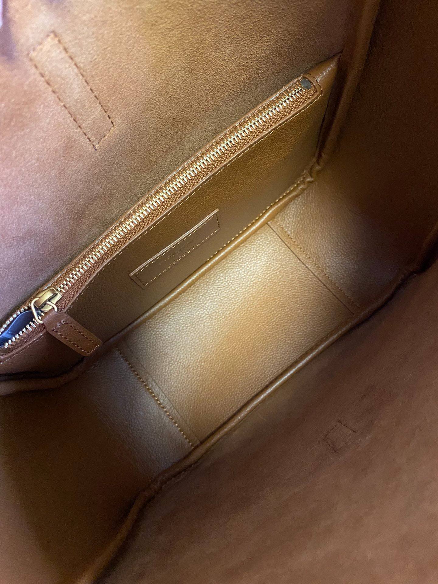 i1701102940_8854_8-1