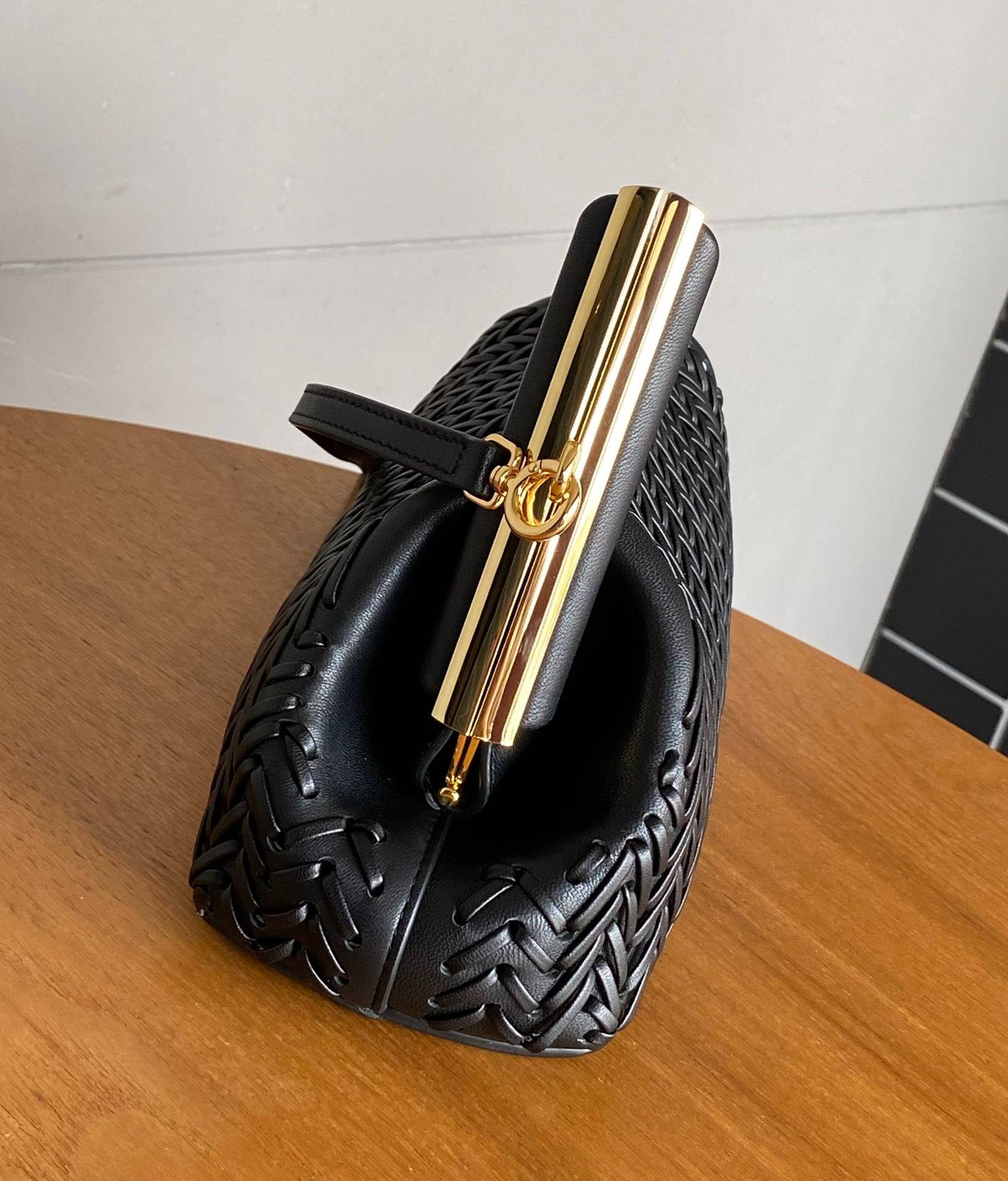 i1701328868_8950_7-1