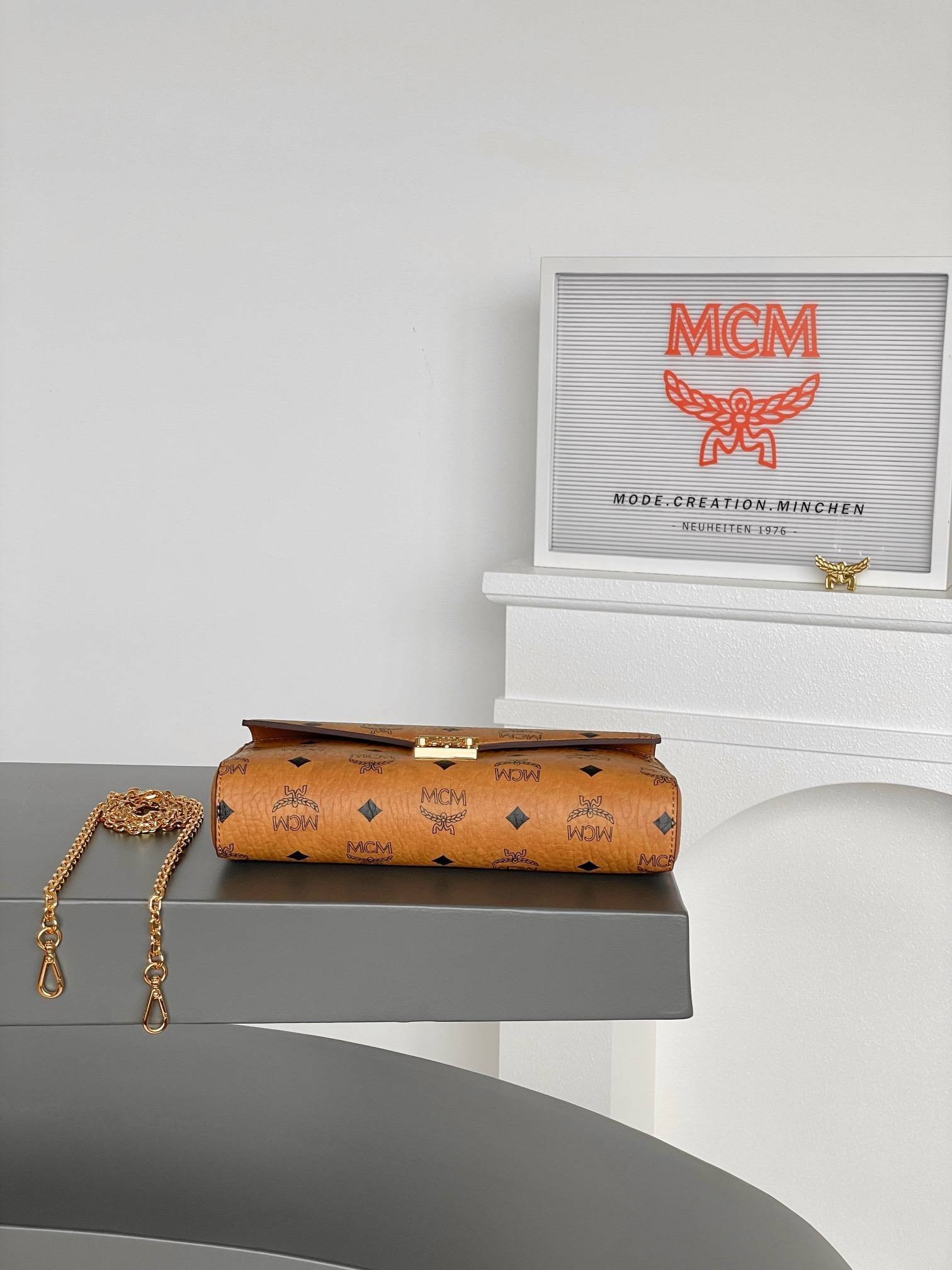 i1703227111_9145_7-1