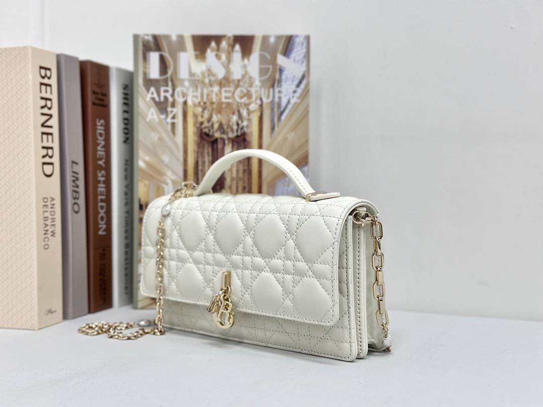 i1711248116_7589_1-1 i1711248116_7589_1-1