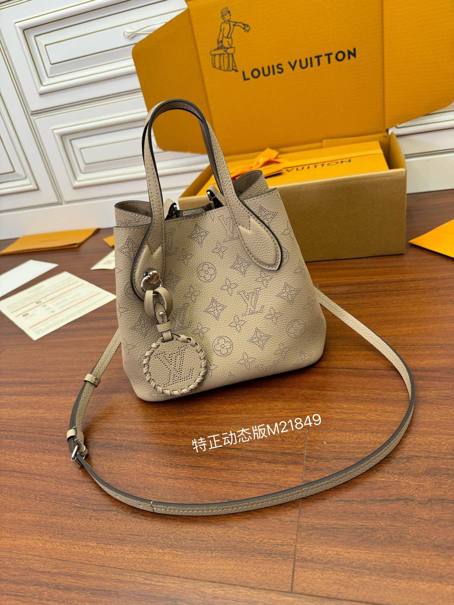 i1712842603_2836_2-1