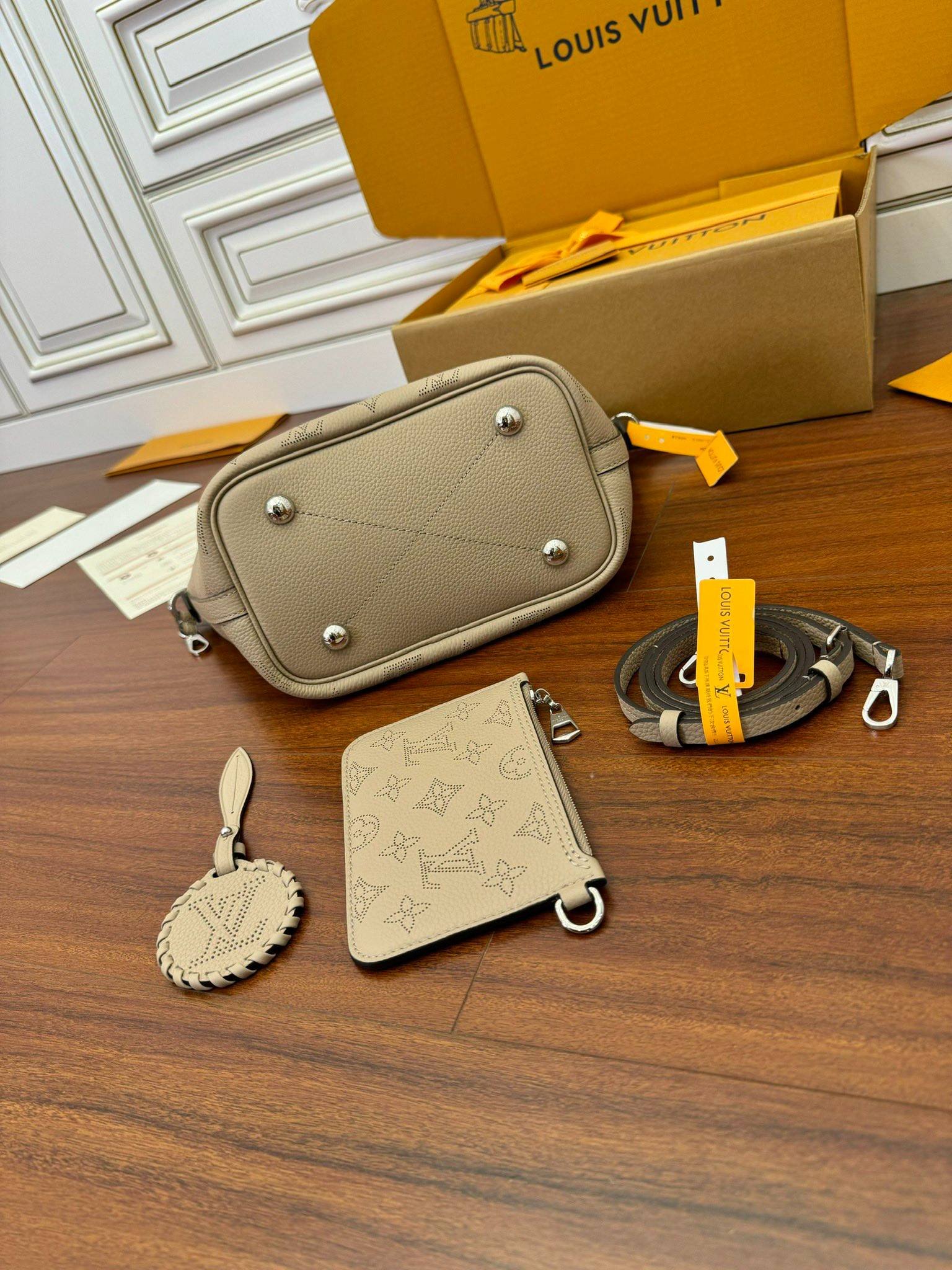 i1712842603_6959_3-1