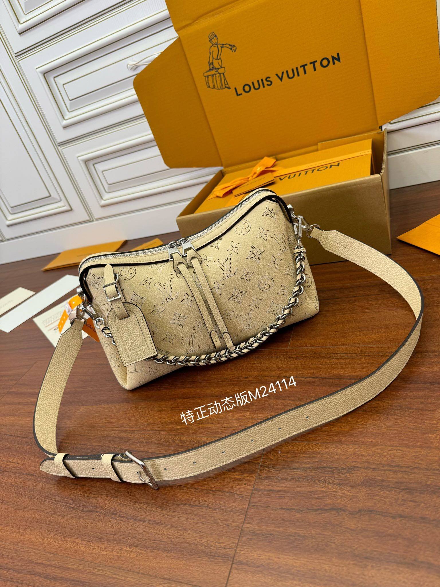 i1712889466_9935_1-1