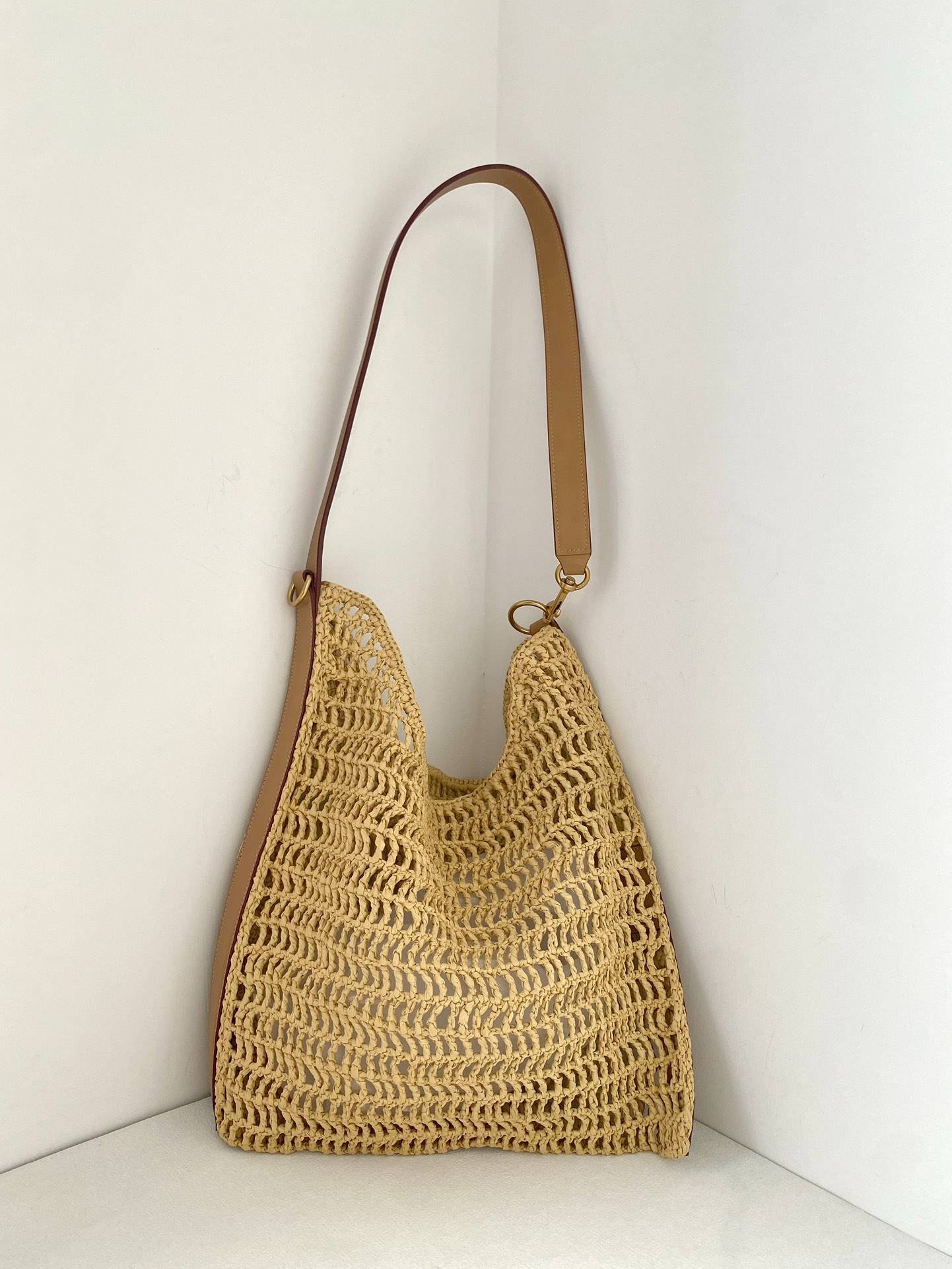 i1716012327_82_3-1 i1716012327_82_3-1