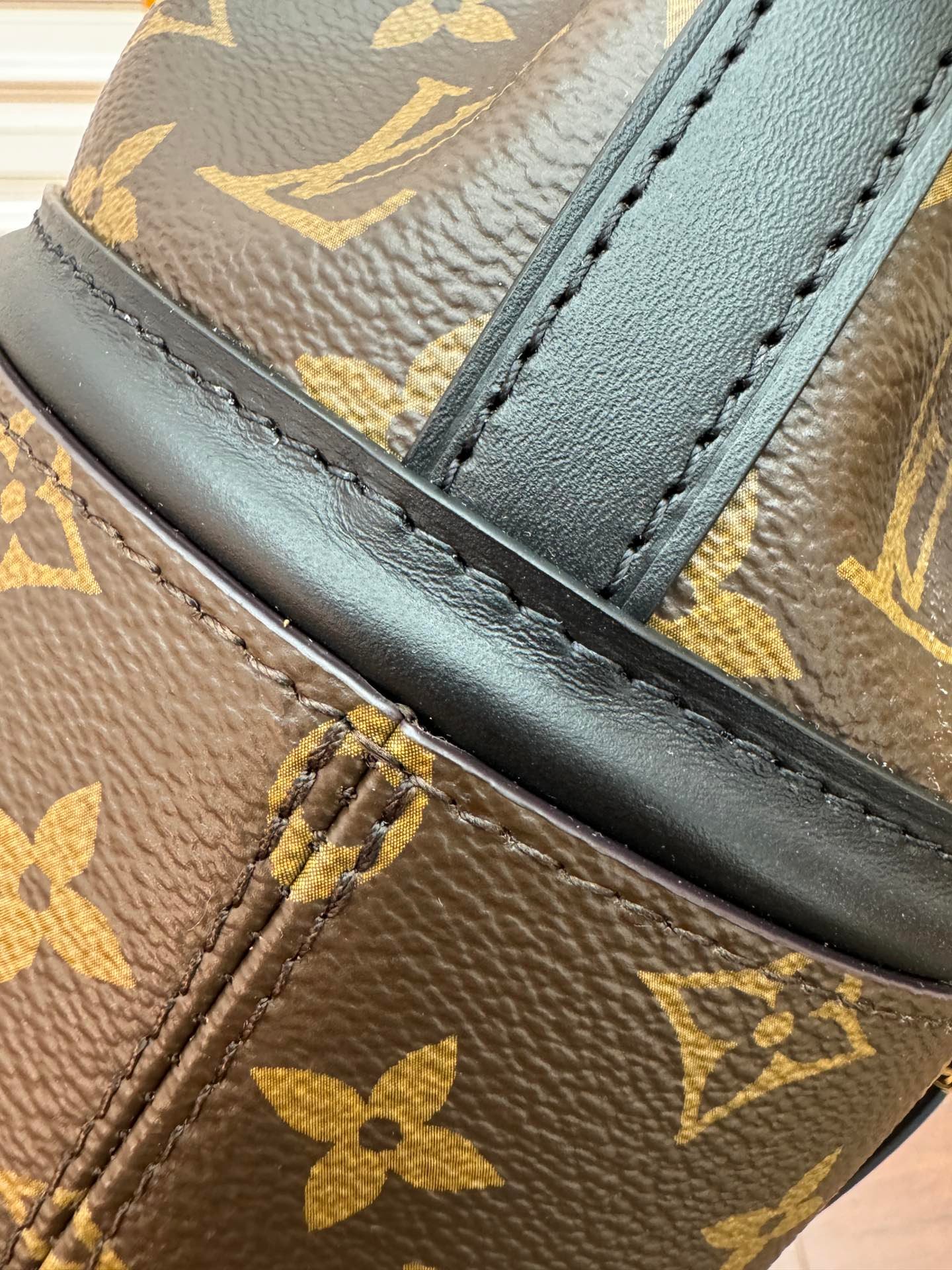 i1718100148_563_5-1 i1718100148_563_5-1