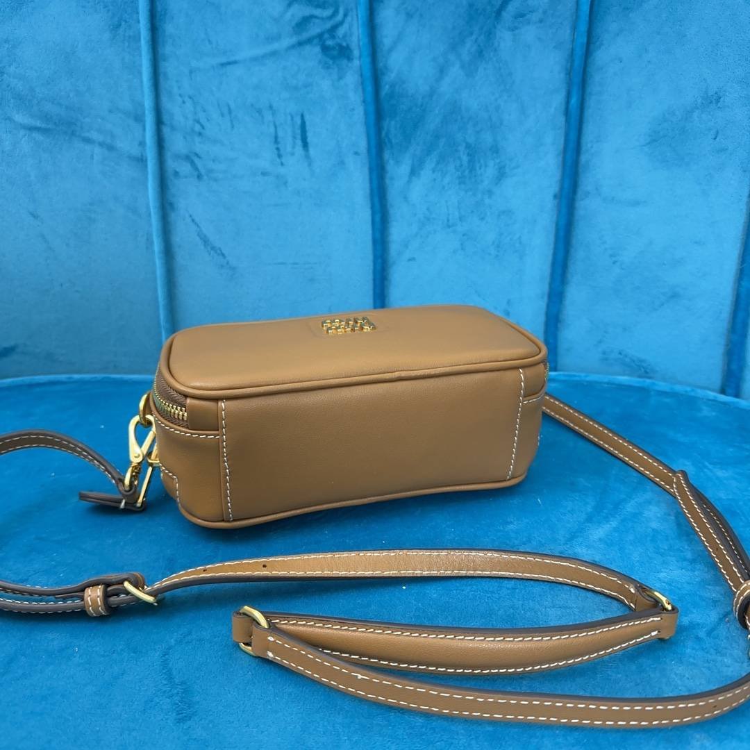 i1718556396_2206_0-1 i1718556396_2206_0-1