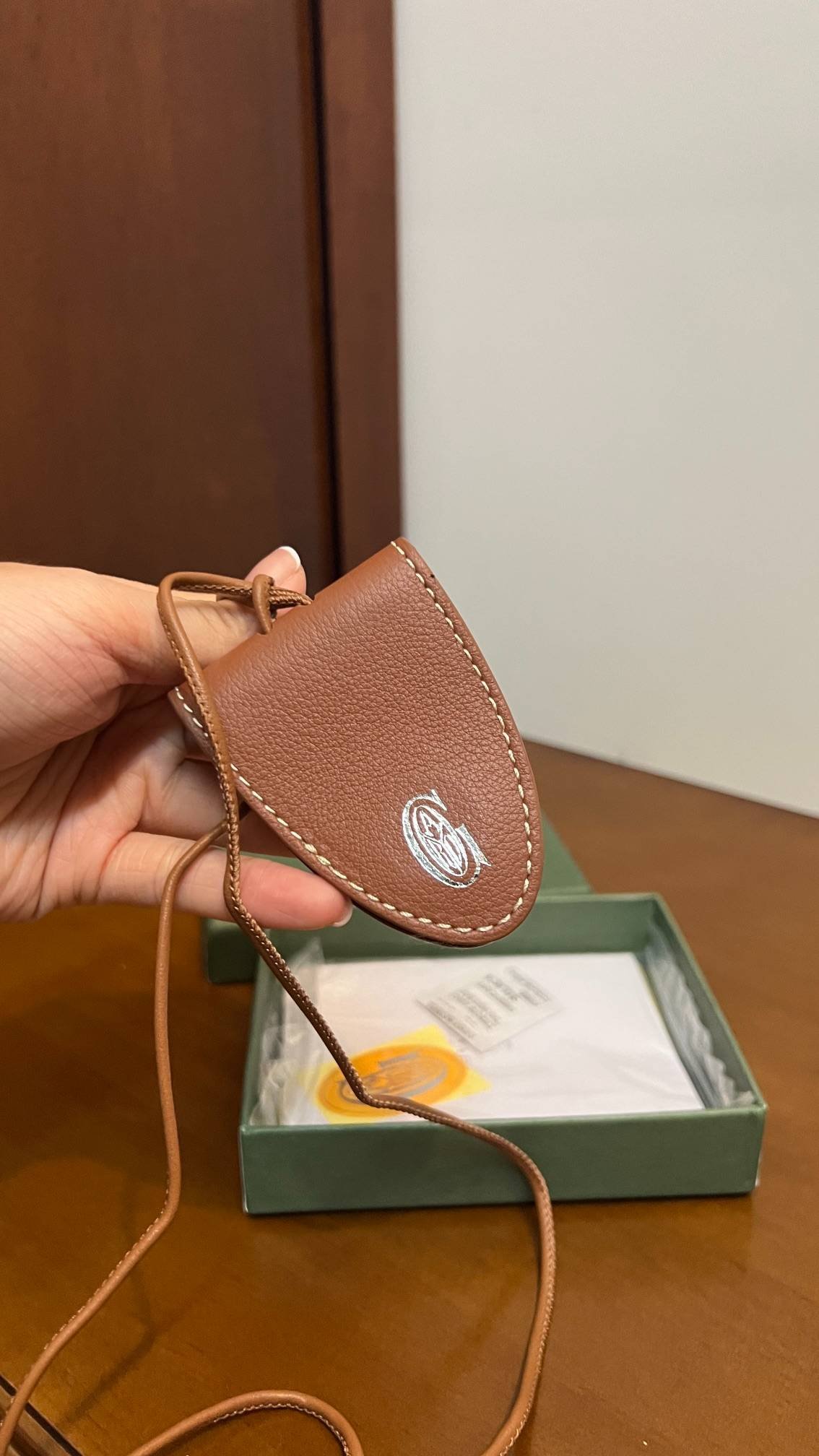 i1718947283_3775_4-1