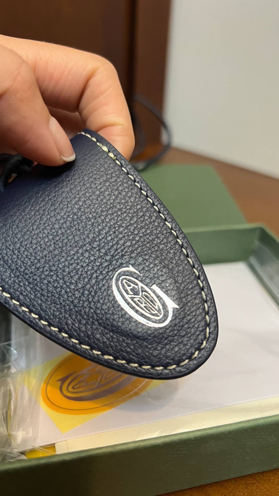 i1718947306_8000_0-1