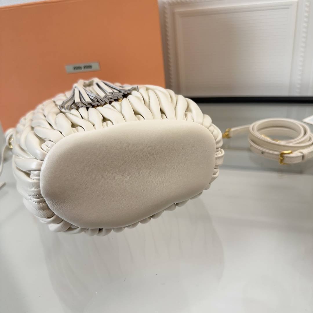 i1719899895_8083_7-1 i1719899895_8083_7-1