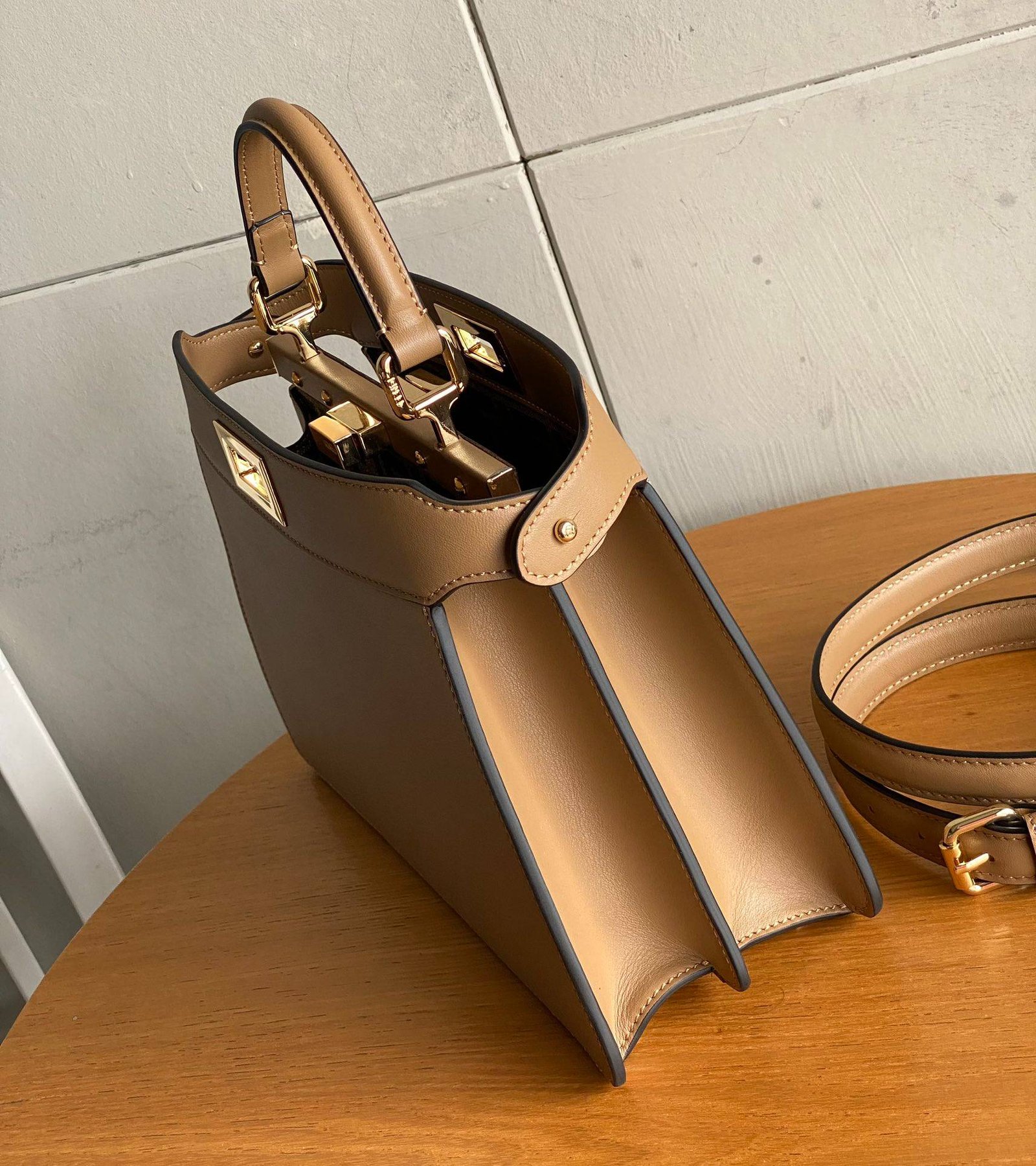 i1722505340_934_2-1 i1722505340_934_2-1